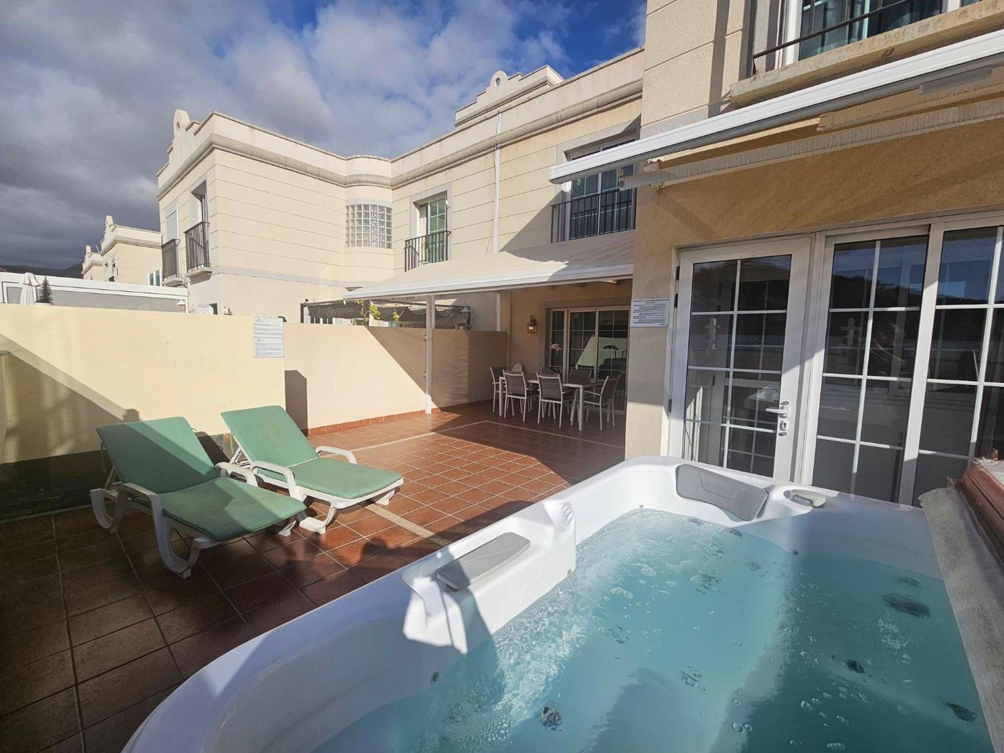 Апартаменти Cozy Modern House, In A Complex With A Swimming Pool Пуерто-Ріко Екстер'єр фото